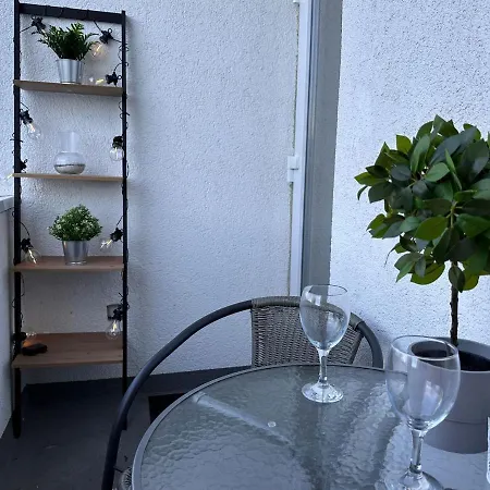 Dream Living 1 Im Essener Sueden Apartment